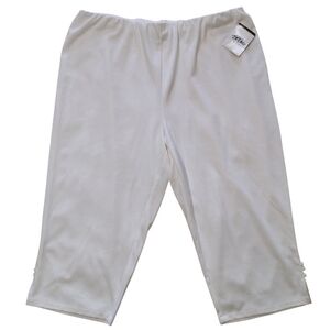 Bob Mackie Wearable Art White Capri Pants Button Hem NWT Flaw Size 3X